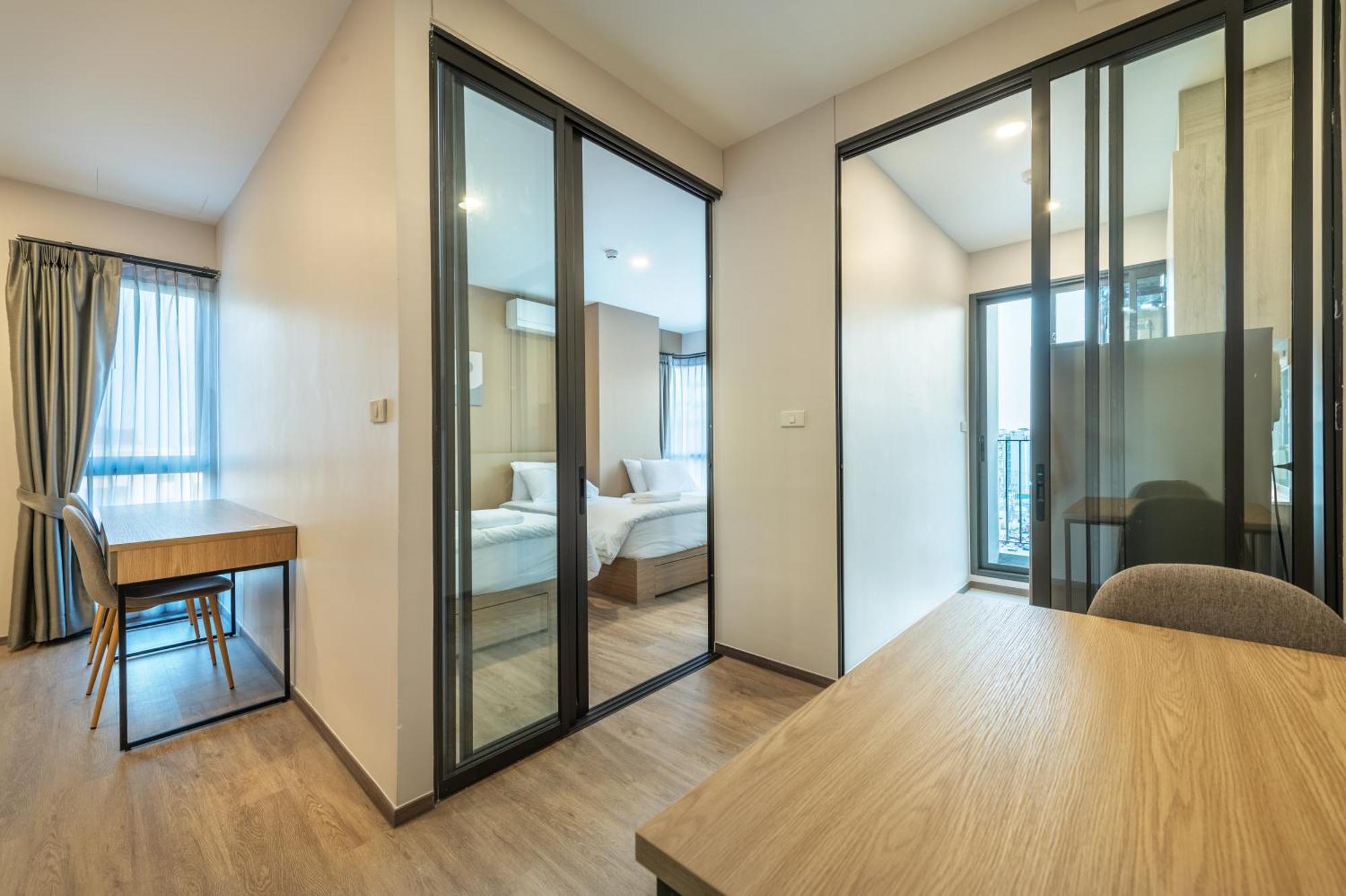 Salaya One Hotel & Service Apartment Exterior photo