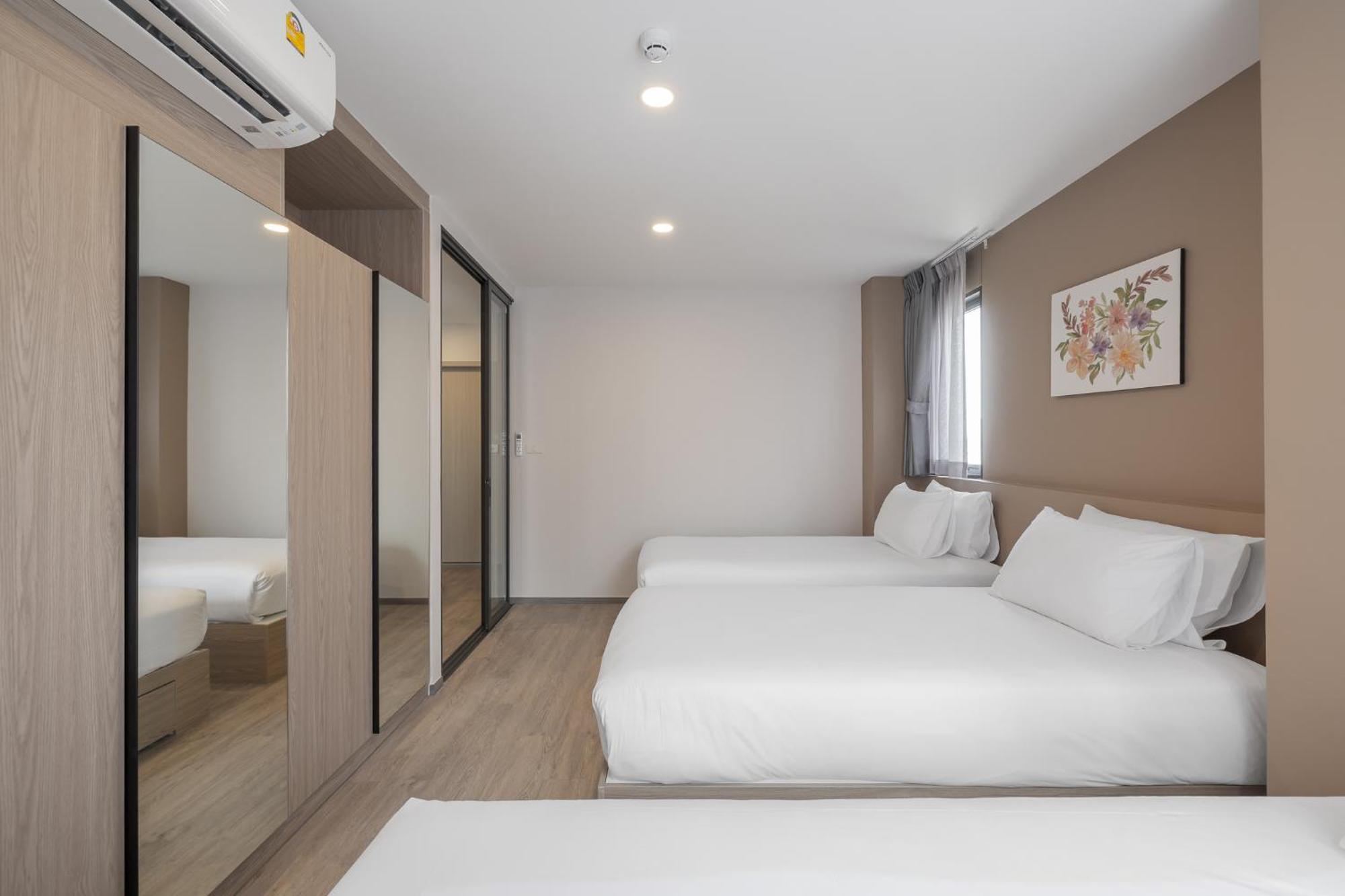 Salaya One Hotel & Service Apartment Exterior photo