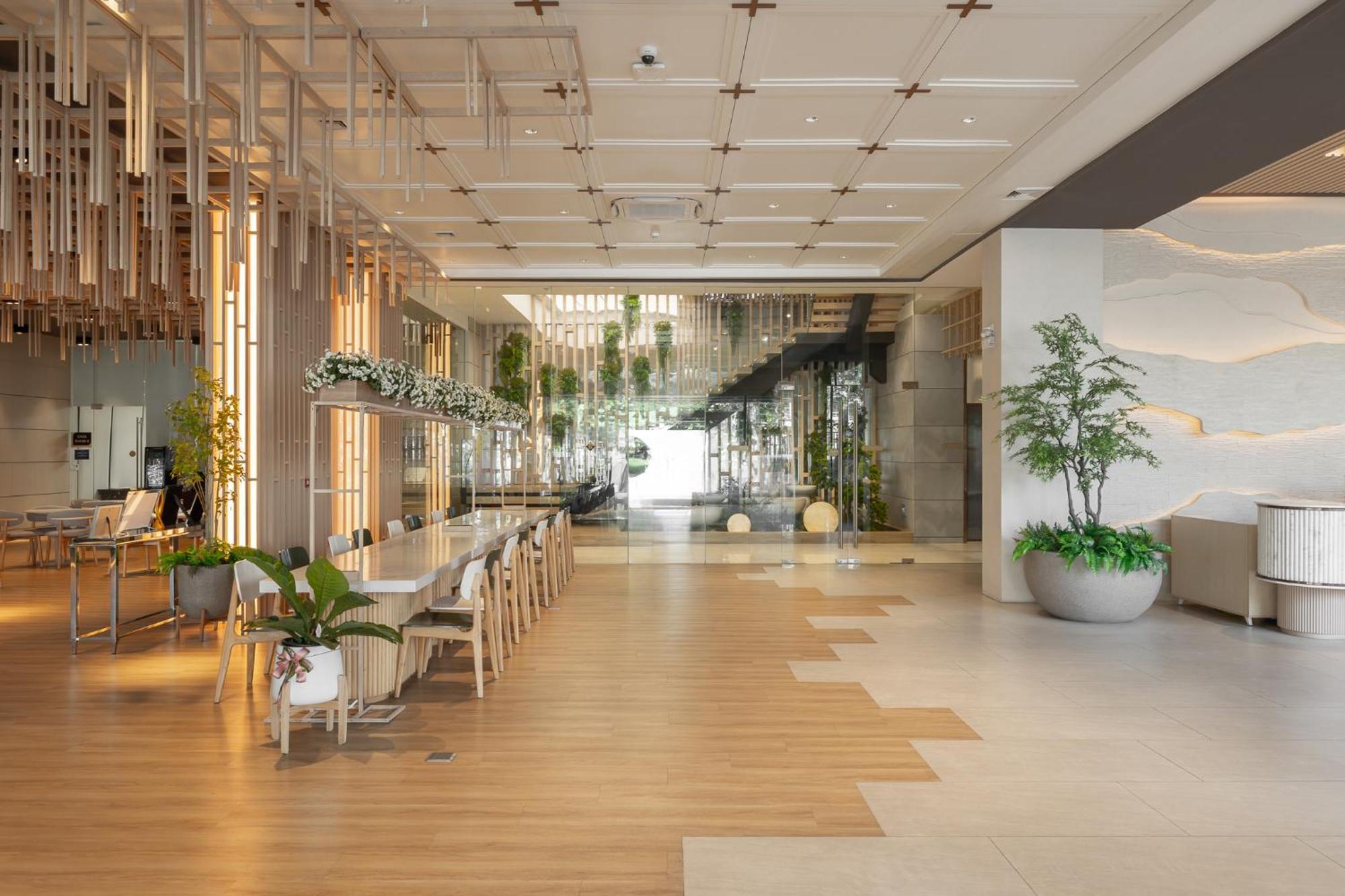 Salaya One Hotel & Service Apartment Exterior photo